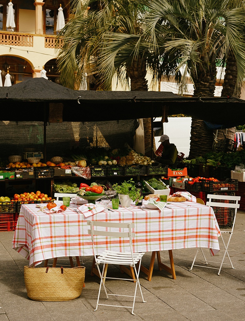 Nappe Arp Tomato