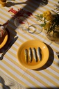 Nappe Magritte Yellow