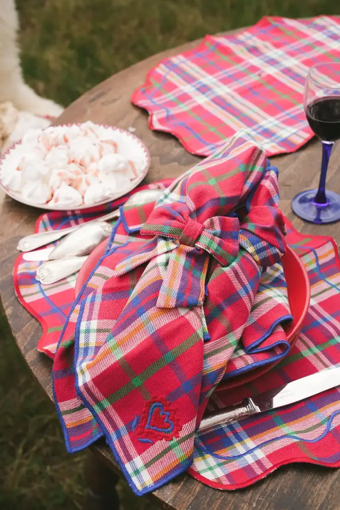 Nœuds de serviettes Inverness Red (Lot de 4)