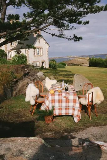 [Highland-B-95] Tablecloth Highland Cappuccino