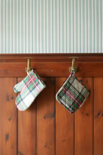 [Highland-B-97-M] Pot Holders Highland Snow