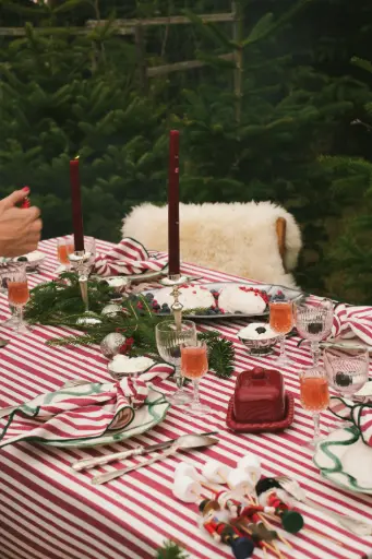 [Noëline-B-79] Tablecloth Noëline Burgundy