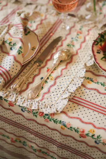 [Jeanne-A-14-SET] Jeanne Red - sets de table (Lot de 2)