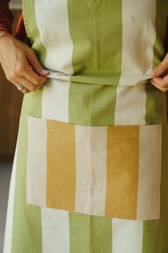 [Perry-B-35-A] Apron Perry Moss